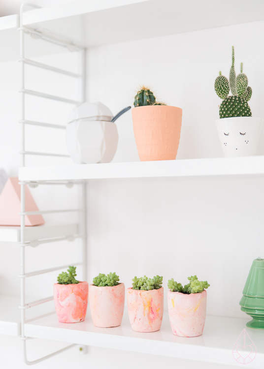 DIY plaster planters, by zilverblauw.nl