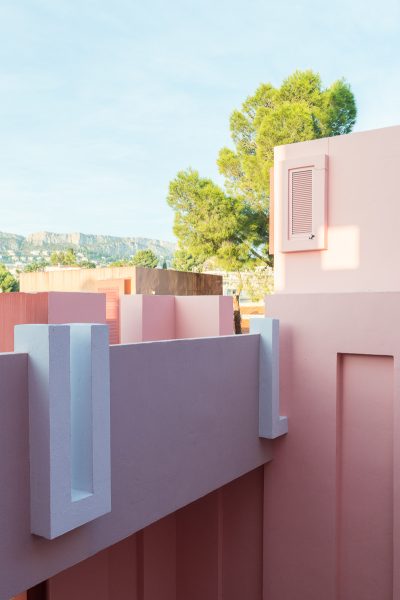 La Muralla Roja, zilverblauw.nl