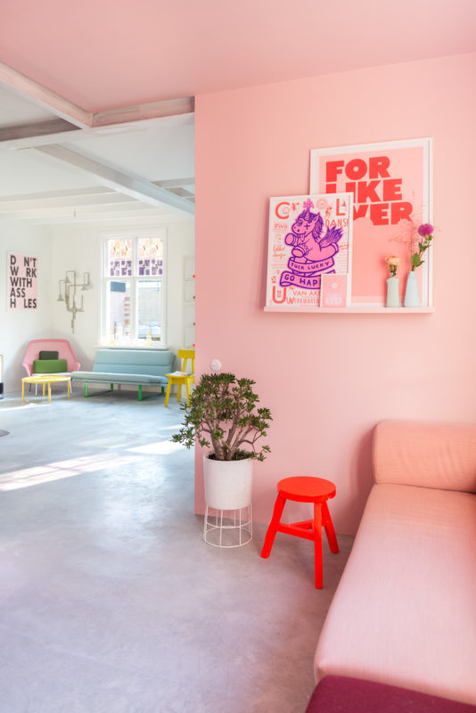 roze kamer zilverblauw