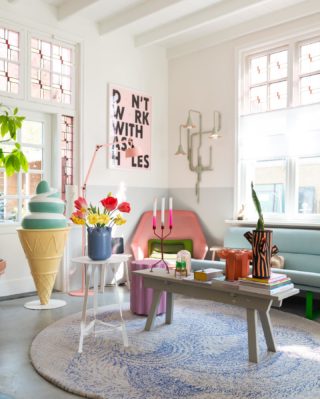 Today I picked the first flowers from our garden. I’m so excited for the upcoming season. 🌸🌺🌹🌷🌼