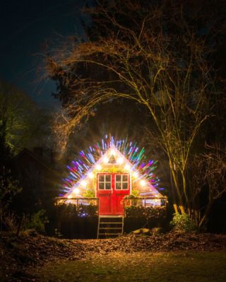 ✨The shortest day / Winter Solstice✨From out of darkness and cold the light returns.

Created together with @mistermakernl’s light saber and the help of @casperboot.